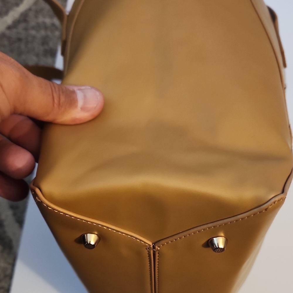 Alessandra Tan Leather Tote Bag - Picture 13 of 14